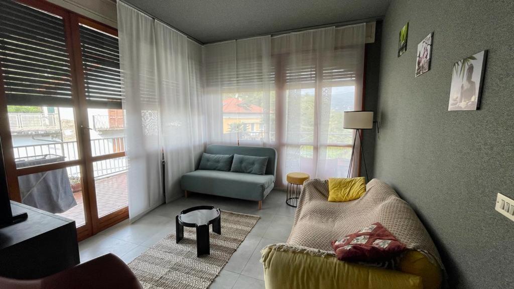 Lake View Apartment Lovely Atmosphere Dagnente Bagian luar foto