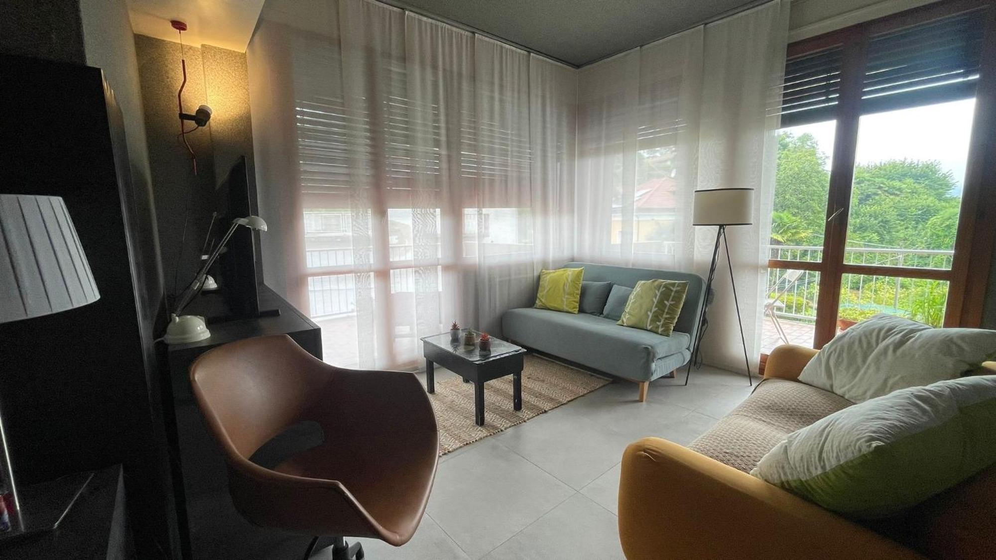 Lake View Apartment Lovely Atmosphere Dagnente Bagian luar foto