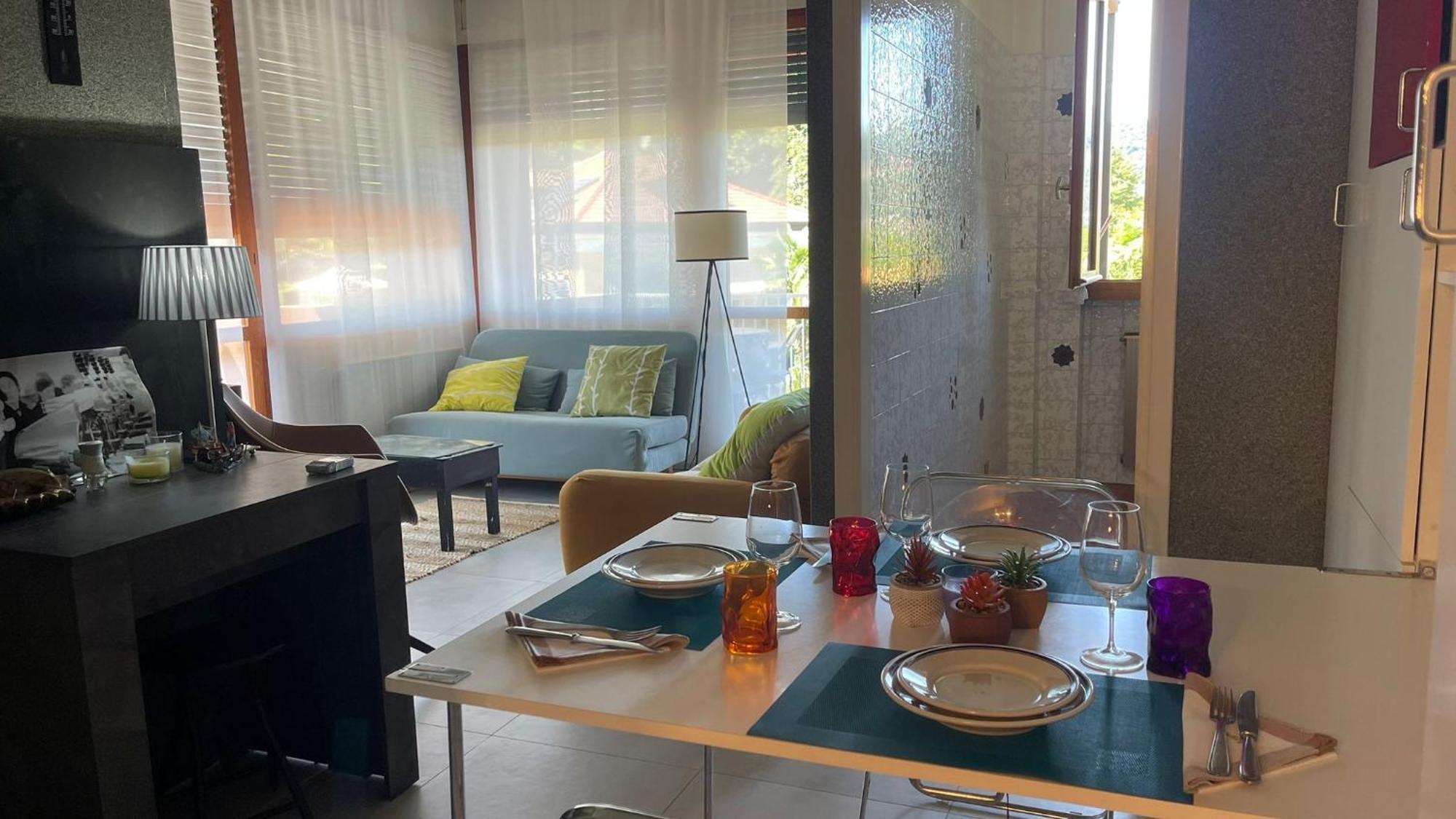 Lake View Apartment Lovely Atmosphere Dagnente Bagian luar foto