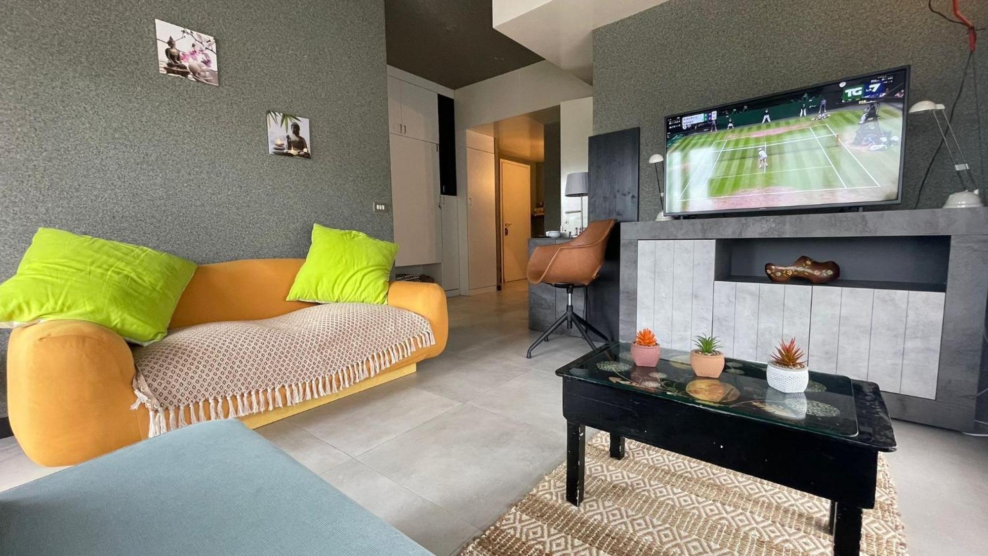 Lake View Apartment Lovely Atmosphere Dagnente Bagian luar foto